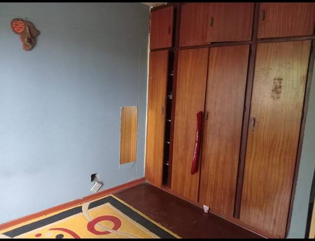 1 BEDROOM APARTMENT FOR SALE IN SOUTH HILLS